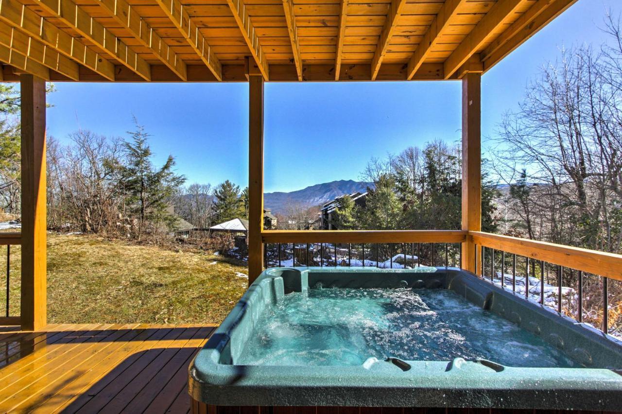 Mint Manor Gatlinburg Home With Hot Tub And Sauna! Exterior photo